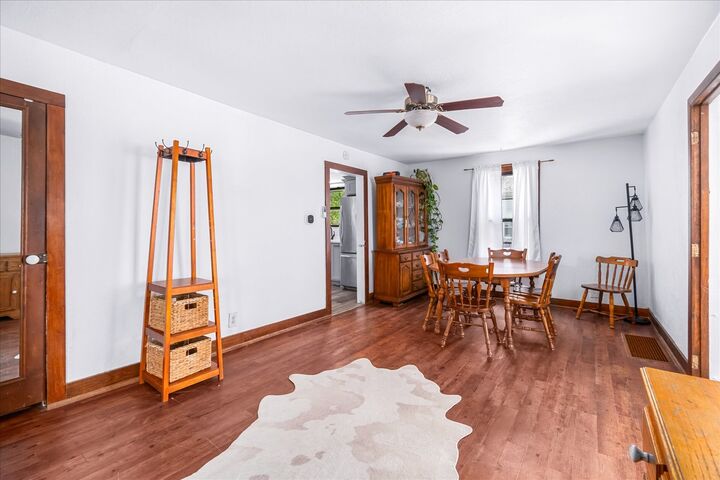 Property Photo:  440 E Lasalle Street  IL 60552 
