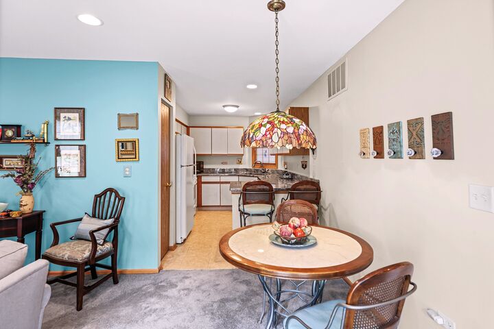 Property Photo:  1984 N Stillwater Road  IL 60004 