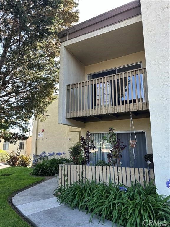 Property Photo:  432 Edgehill  CA 92054 