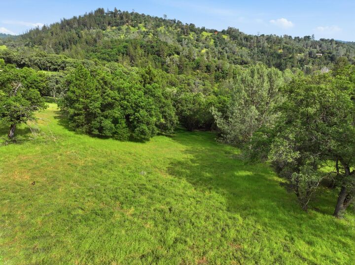 Property Photo:  19371 Peyton Place  CA 95949 