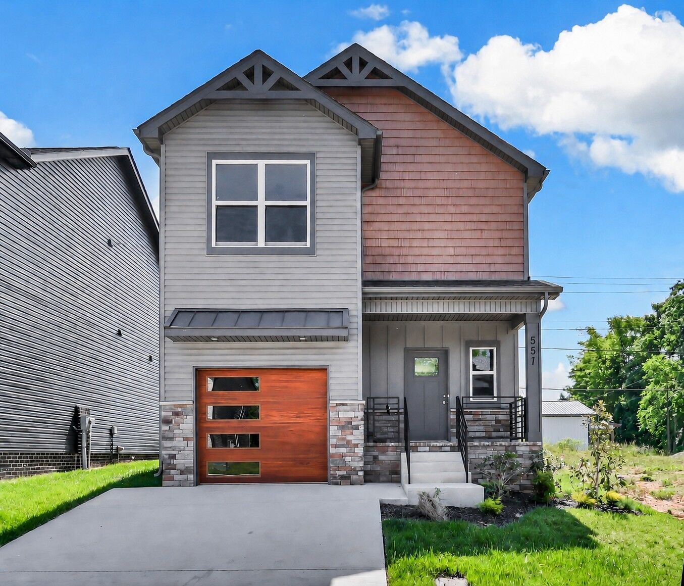 Property Photo: 551 Charleston Cove Way TN 37043