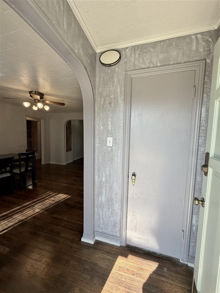 Property Photo:  205 N 9th Street  OK 74631 
