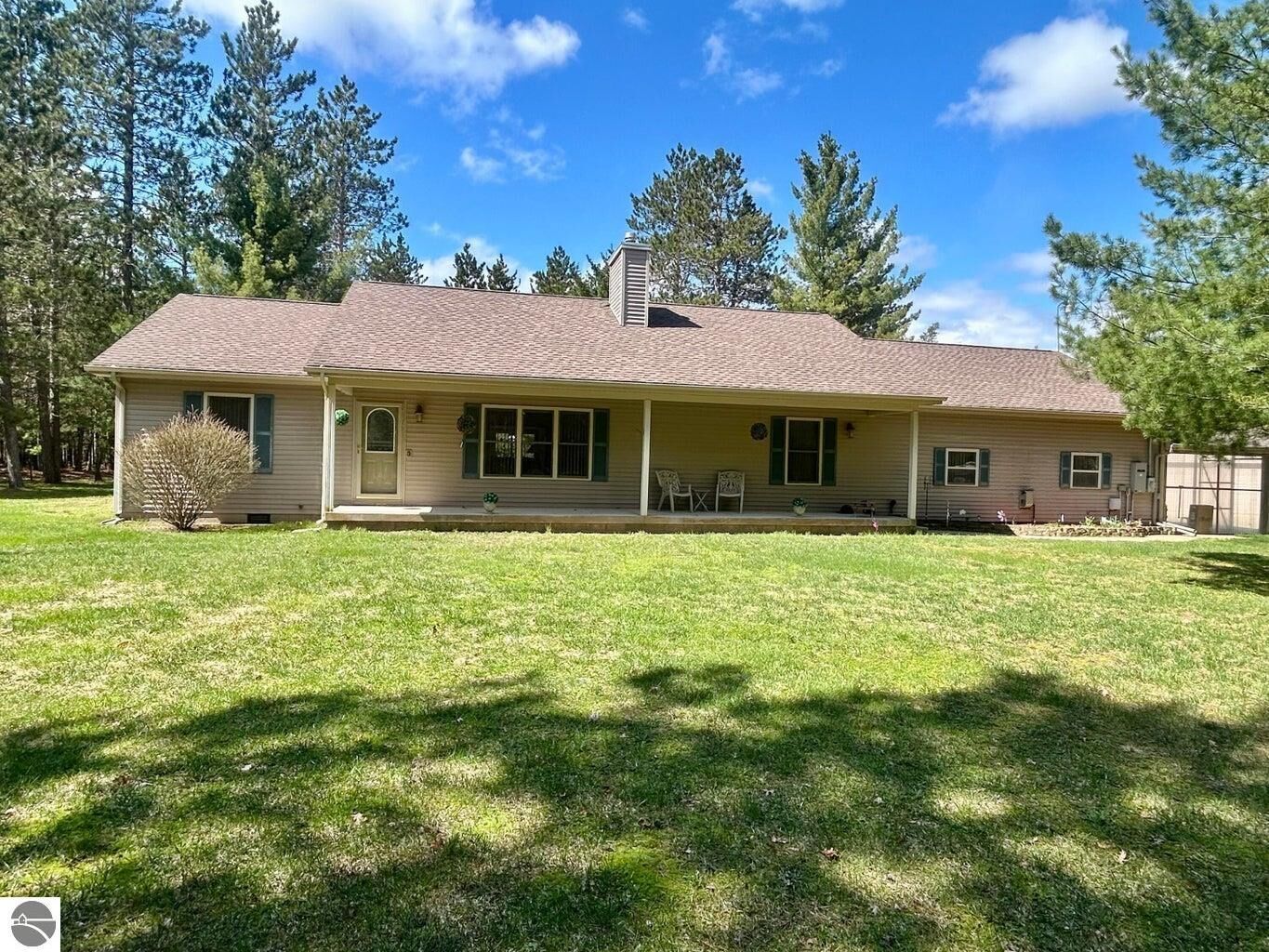 Property Photo:  4260 W Dort Road  MI 48653 