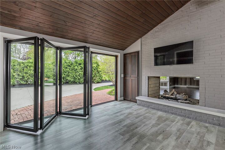 Property Photo: 1 Deerfield Drive OH 44022