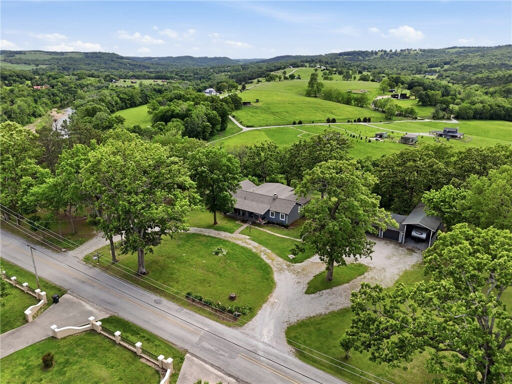 Property Photo:  82 County Road 327  AR 72616 