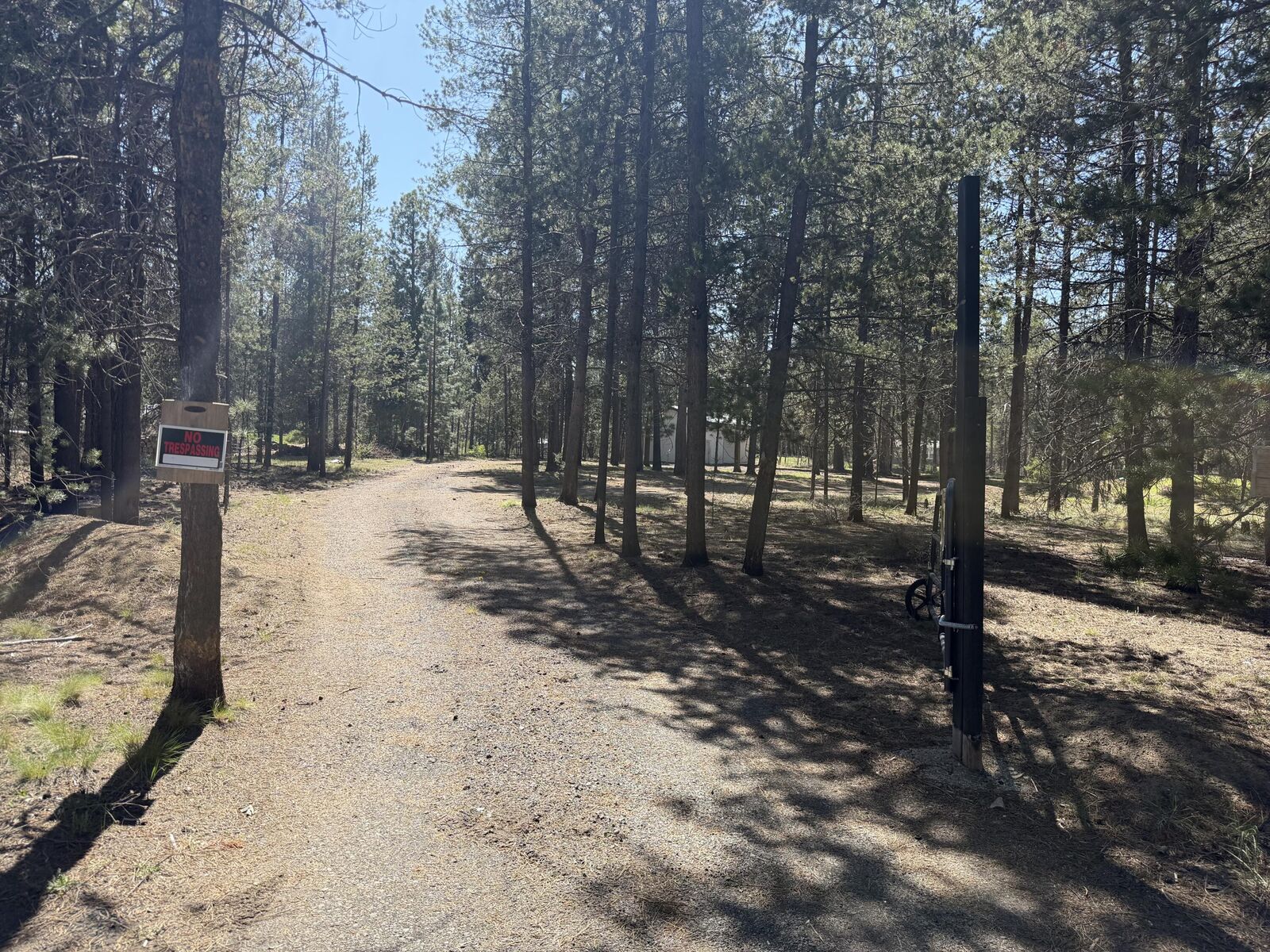 Property Photo:  51377 Mitchell Road  OR 97739 