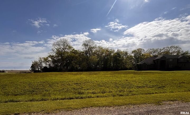 Property Photo: 1065 Spoden Lane IL 61401