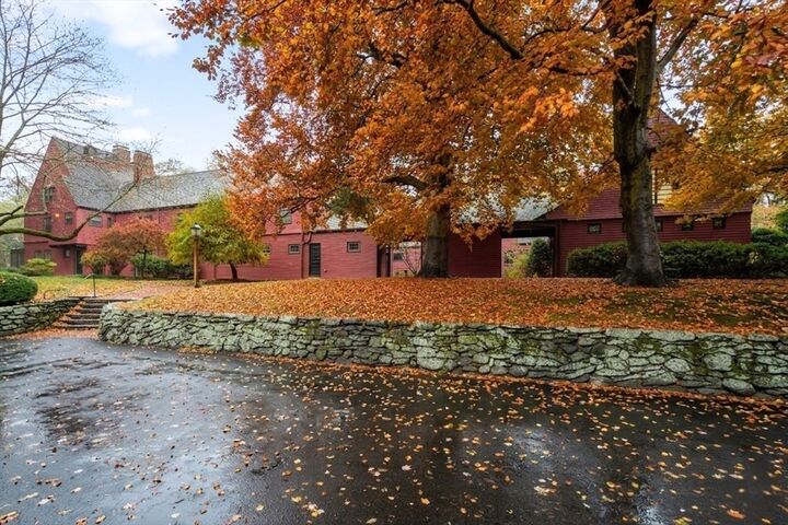 Property Photo: 76 Ober Rd 76 MA 02459