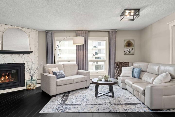 Property Photo:  540 14 Avenue SW 1440  AB T2R 0M6 