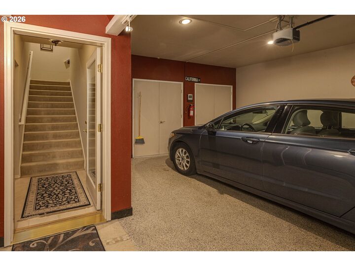 Property Photo:  4467 Thunder Vista Ln  OR 97035 