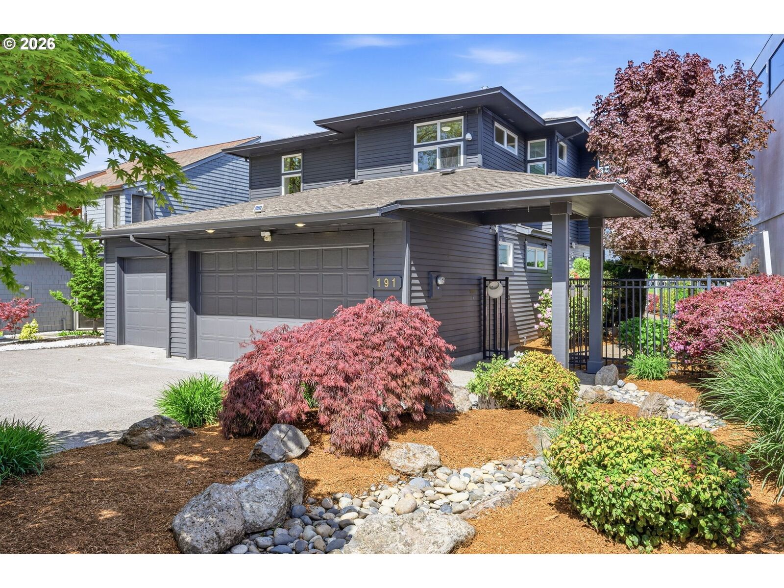 Property Photo:  191 N Lotus Beach Dr  OR 97217 