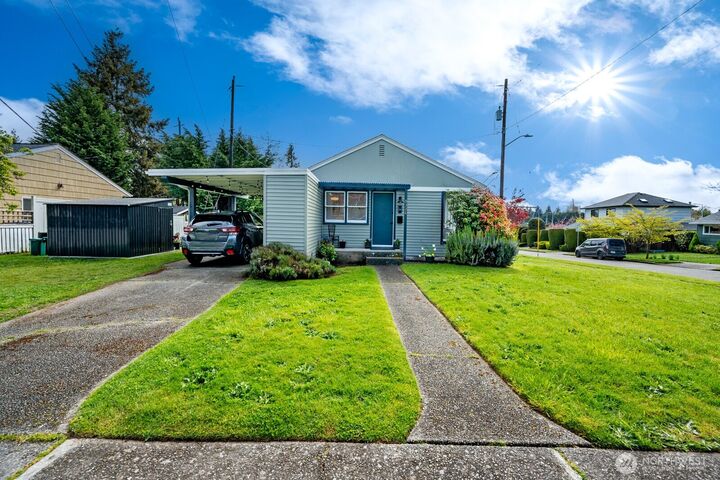Property Photo:  9328  31st Avenue SW  WA 98126 