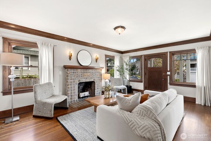 Property Photo:  6531  27th Avenue NW  WA 98117 