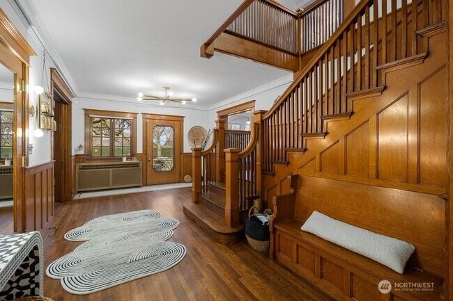 Property Photo:  1205  21st Avenue E  WA 98112 