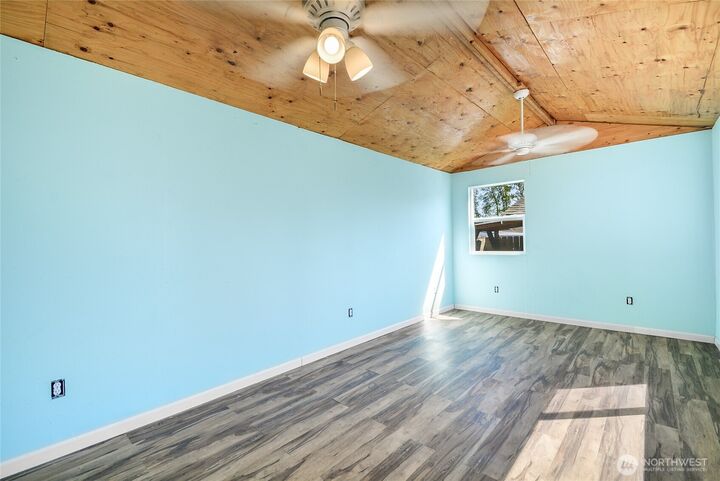 Property Photo:  8705  12th Street NE  WA 98258 
