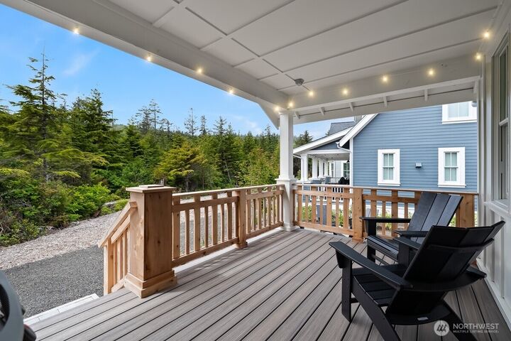 Property Photo:  40  Cedar Run Loop  WA 98571 