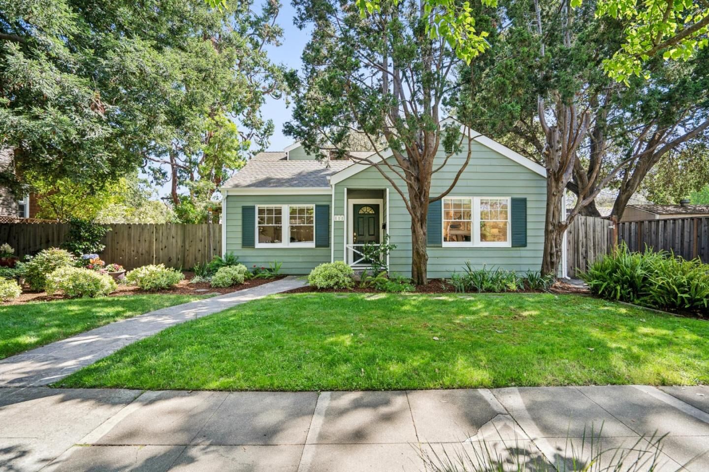 Property Photo:  111 Elm Street  CA 94025 