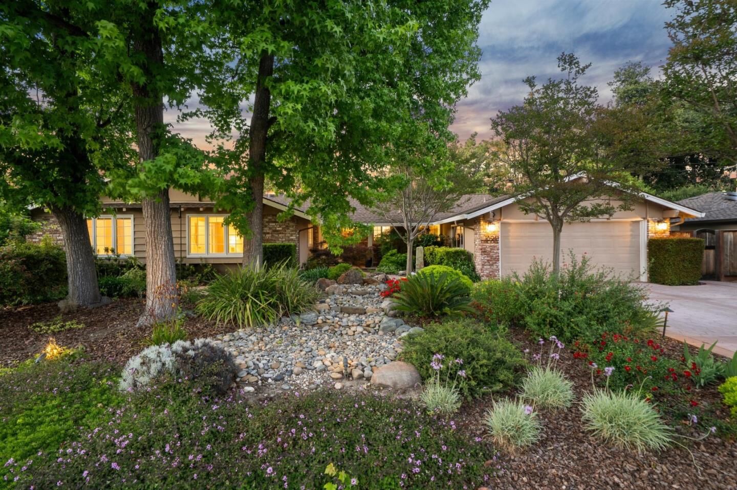 Property Photo: 18941 Cyril Place CA 95070