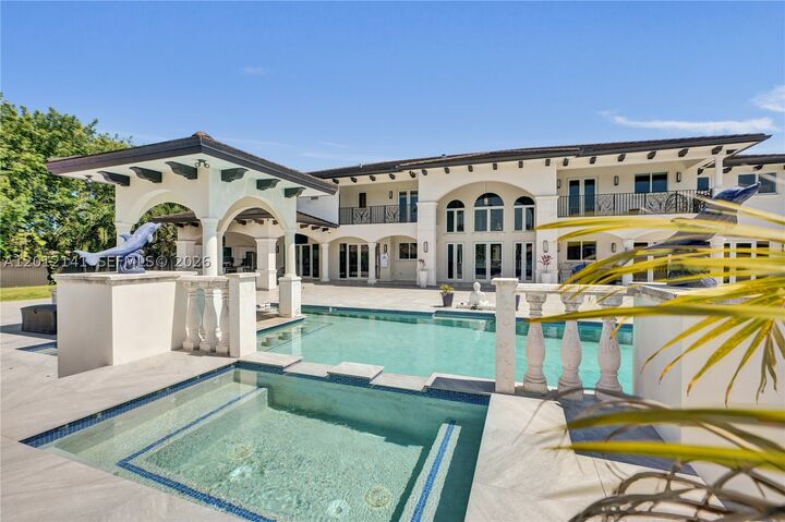 Property Photo:  12401 SW 45th St  FL 33175 