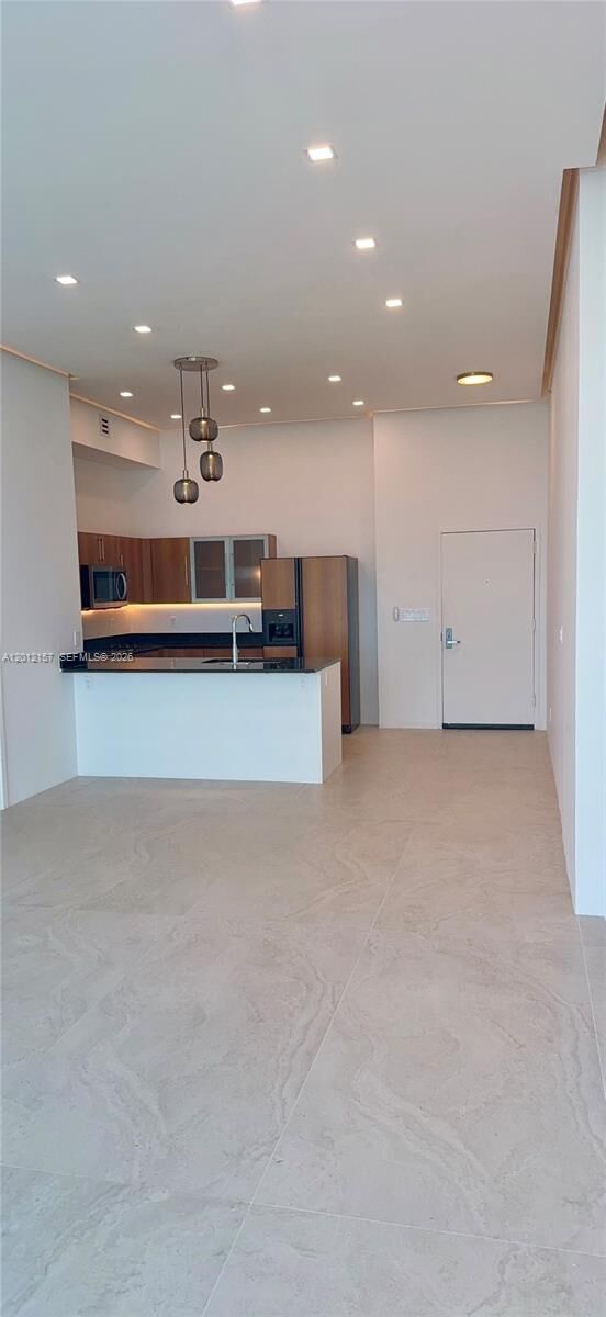 Property Photo:  335 S Biscayne Blvd Uph-01  FL 33131 