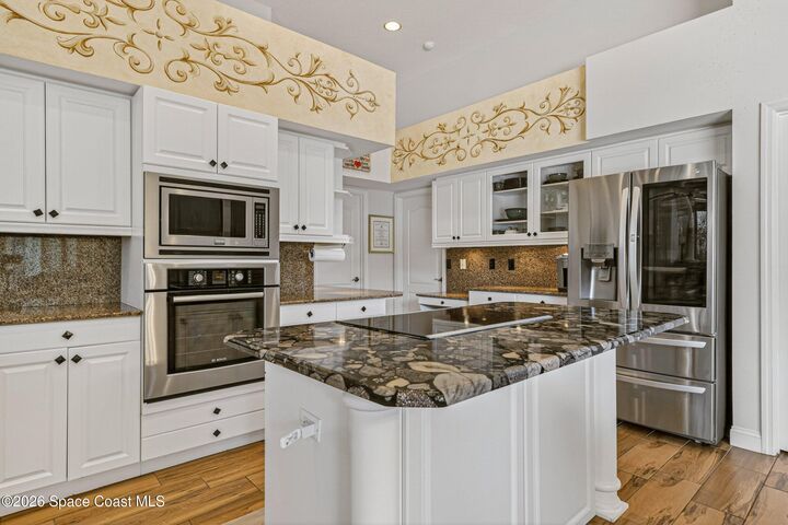 Property Photo:  951 Fostoria Drive  FL 32940 