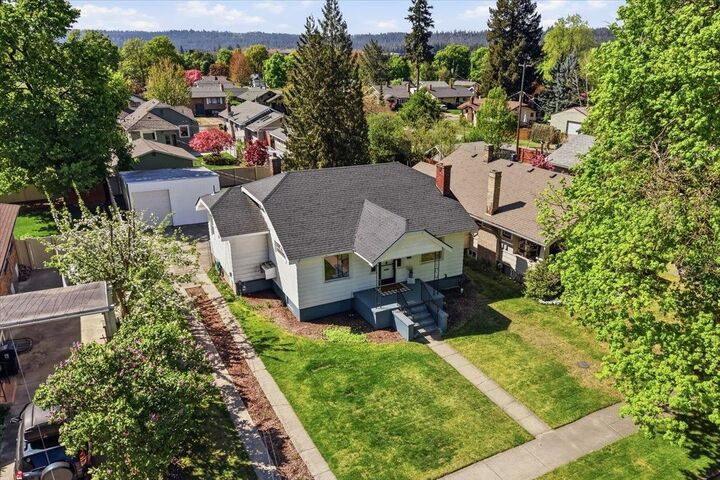 Property Photo:  3119 W Alice Ave  WA 99205 