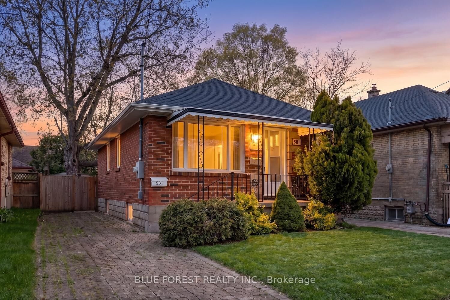 Property Photo: 581 Hale Street ON N5W 1H7