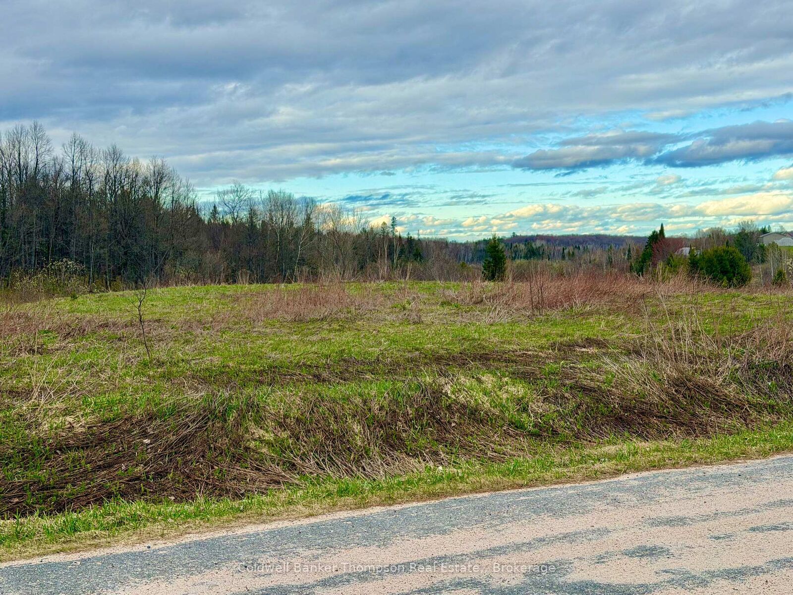 Property Photo:  0 Hilltop Road N  ON P0H 1A0 