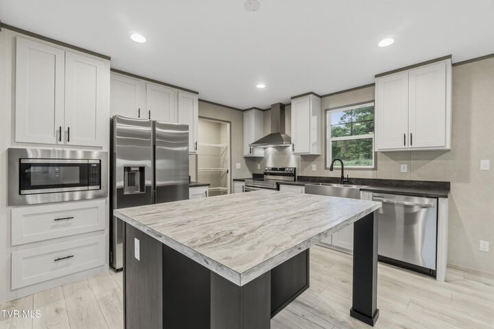 Property Photo:  555 McDonald Road  TN 37809 