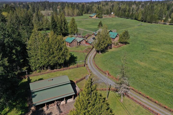 Property Photo: 1711 Fisher Rd BC V0R 1V0