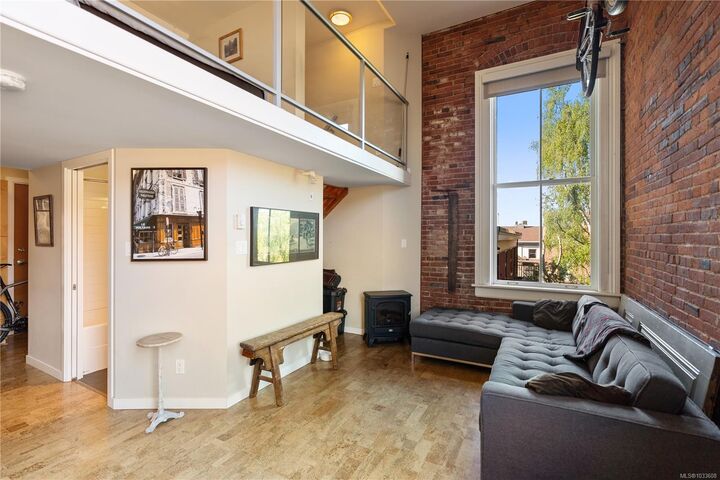 Property Photo: 524 Yates St #309 BC V8W 1K8
