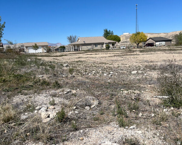 Property Photo:  625 N 200 E  UT 84523 