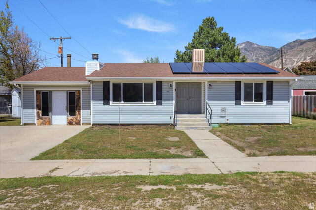 Property Photo: 114 W 400 N UT 84302