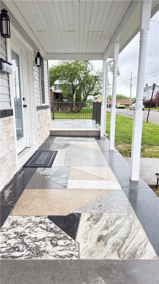 Property Photo:  898 Speyer Ave  PA 15061 