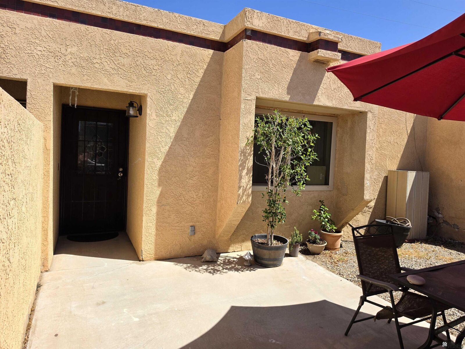Property Photo: 651 E 24 St AZ 85365