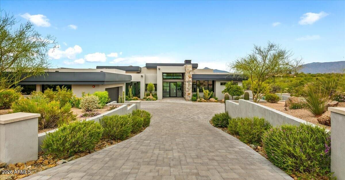 Property Photo:  38280 N 104th Place  AZ 85262 