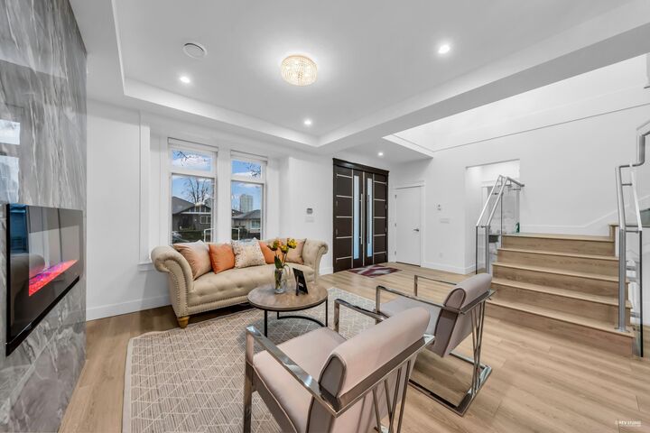 Property Photo: 4267 Parker Street BC V5C 3C4