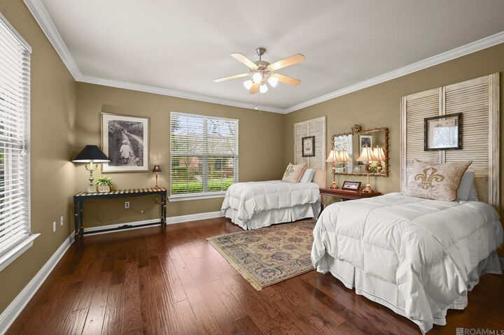 Property Photo:  2907 Magazine Dr  LA 70816 