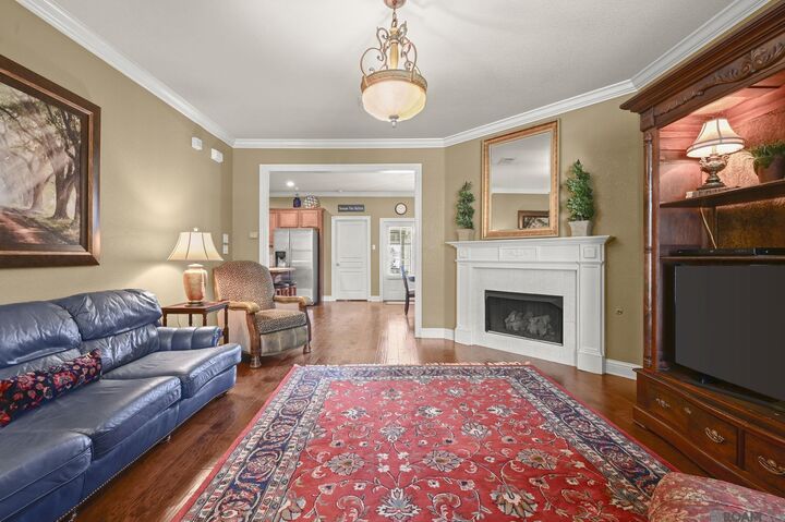 Property Photo: 2907 Magazine Dr LA 70816