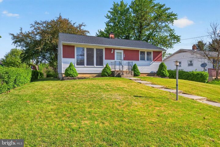 Property Photo:  6210 Catherine Street  PA 17112 