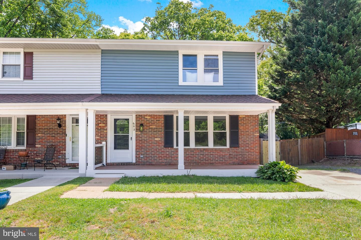 Property Photo: 603 Chapelgate Drive MD 21113