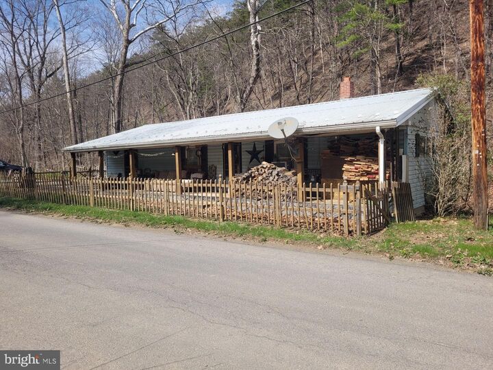 Property Photo:  1224 Dry Run Road  WV 26710 