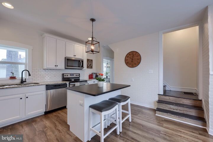 Property Photo: 1971 New Street PA 17520