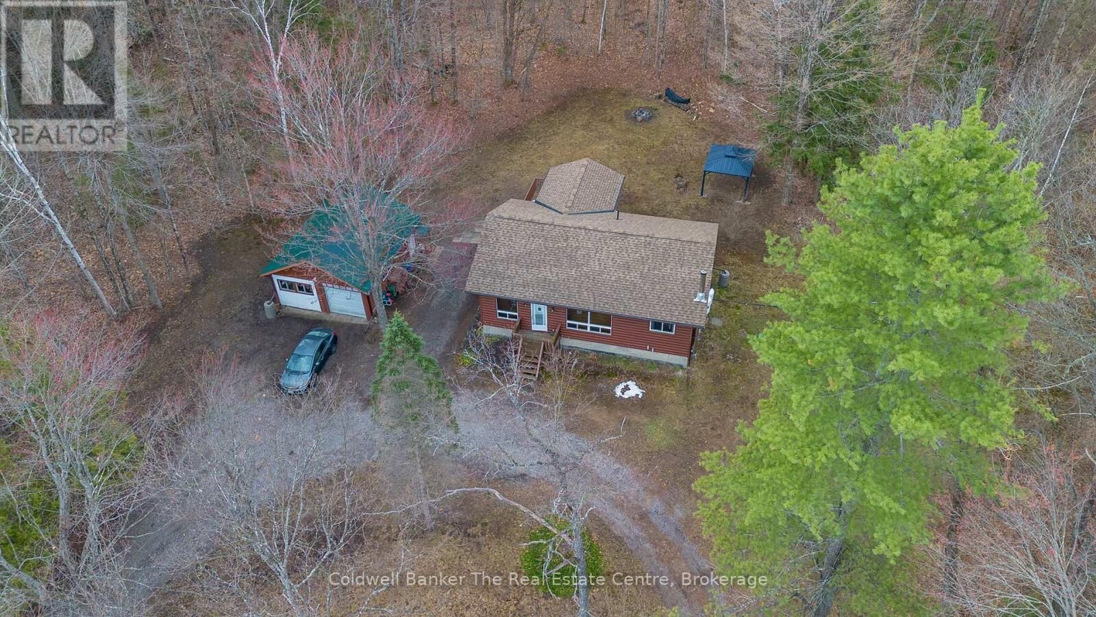 Property Photo: 3016 118 Highway ON P1L 1X1