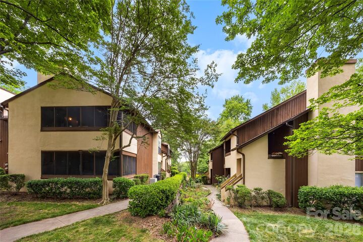 Property Photo:  7204 Winery Lane  NC 28227 