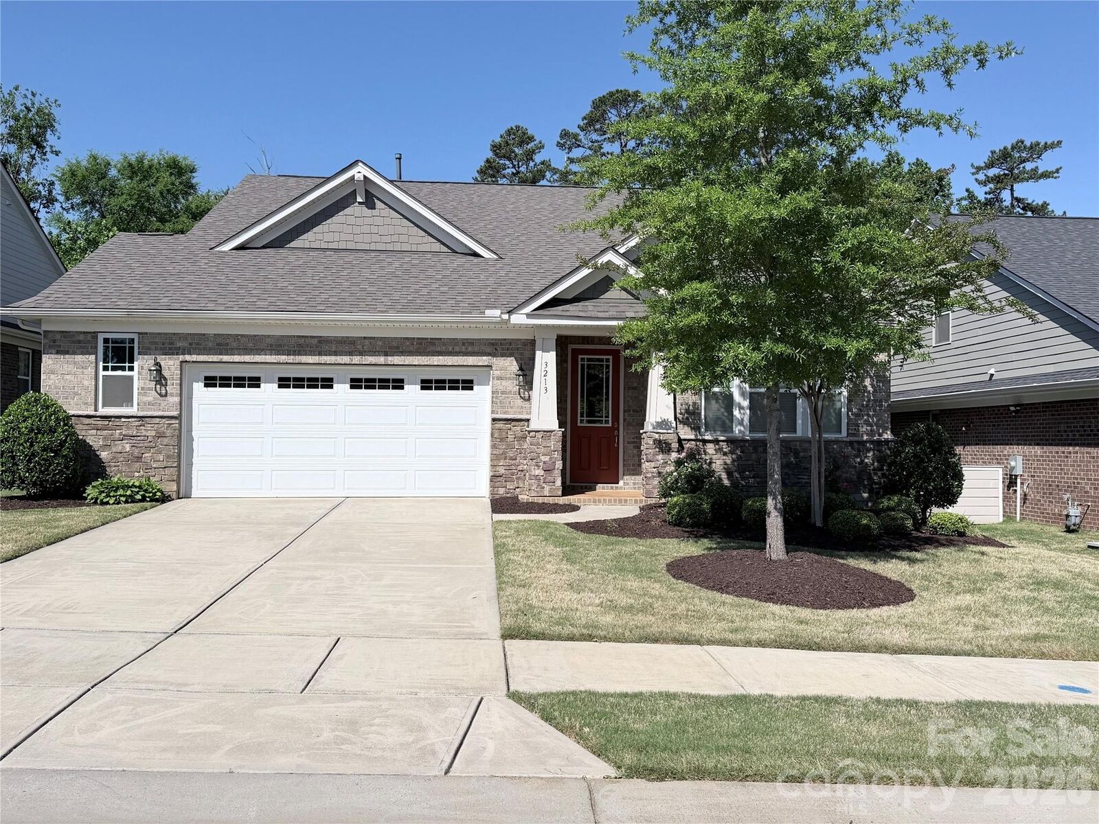 Property Photo: 3213 Marchers Trace Drive NC 28227
