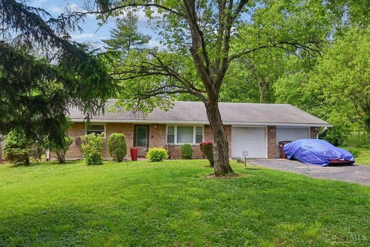 Property Photo:  9613 Kosta Drive  OH 45231 