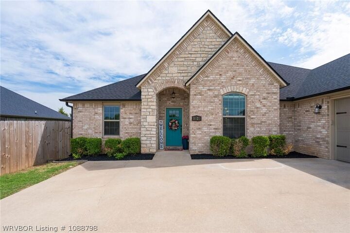 Property Photo: 3525 Butterfly Avenue AR 72764