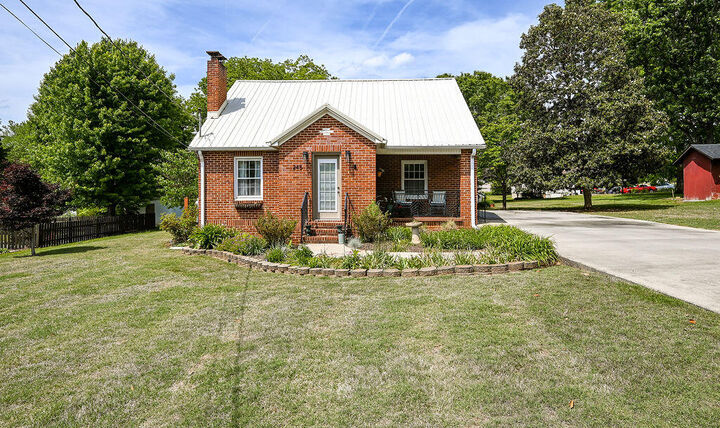 Property Photo:  245 Hiwassee Avenue NE  TN 37312 
