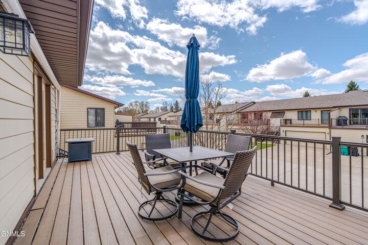 Property Photo:  1072 Westwood Street  ND 58504 
